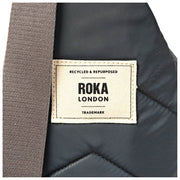 Grand sac à bandoulière en nylon recyclé Roka Willesden - Gris Beluga
