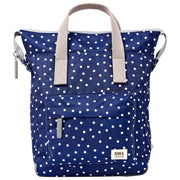 Petit sac à dos en toile recyclée Roka Bantry B - Bleu marine à pois