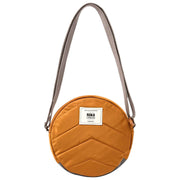 Roka Paddington Petit sac à bandoulière en nylon recyclé - Marron biscuit