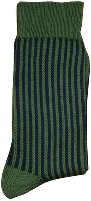Chaussettes à rayures verticales de bassin et marron - vert / marine