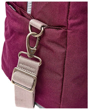 Sac de sport Roka Gatwick en toile recyclée de taille moyenne - Rouge laque cerise