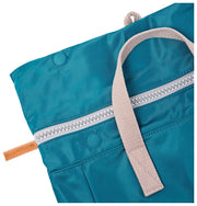 Sac à dos Roka Canfield B Medium en nylon recyclé - Bleu Mer du Nord