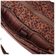 Roka Gatwick Petit sac de sport en toile recyclée - Mini Léopard Marron