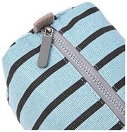 Roka Mayfair Petite trousse de toilette en toile de coton - Rayure bleue