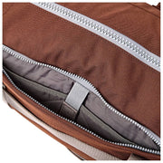Sac de sport Roka Gatwick en toile recyclée de taille moyenne - Marron chocolat