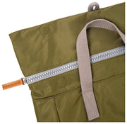 Sac à dos Roka Canfield B Medium en nylon recyclé - Vert ciboulette