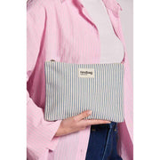 Pochette Zippée Hindbag Ema Medium - Rayures Bleues