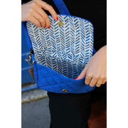 Sac à bandoulière matelassé Hindbag Margault - Bleu électrique