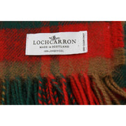 Couverture en laine d'agneau Locharron of Scotland Borders Maple Leaf - Rouge/Vert foncé