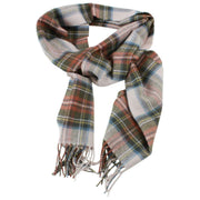 Locharron of Scotland Darwin Stewart Robe Écharpe en Laine d'Agneau - Crème/Vert Olive