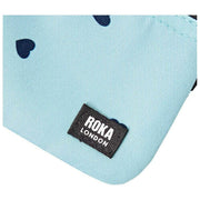 Petit portefeuille en toile recyclée Roka Carnaby - Bleu/Cœurs bleus