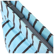 Sac à bandoulière Roka Kennington B Medium en toile recyclée - Rayure bleue