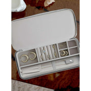 Boîte à bijoux de voyage zippée avec collier élégant Stackers - Gris galet