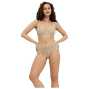 Soutien-gorge rembourré en dentelle avec armatures Triumph Amourette - Beige peau