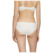 Triumph Body Make Up Soft Touch Hipster - Crème Vanille